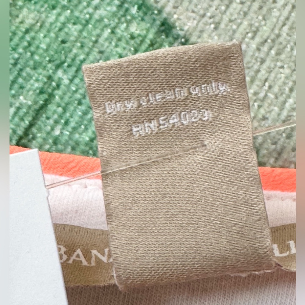 Banana Republic floral women’s sequin plum top - Picture 5 of 6